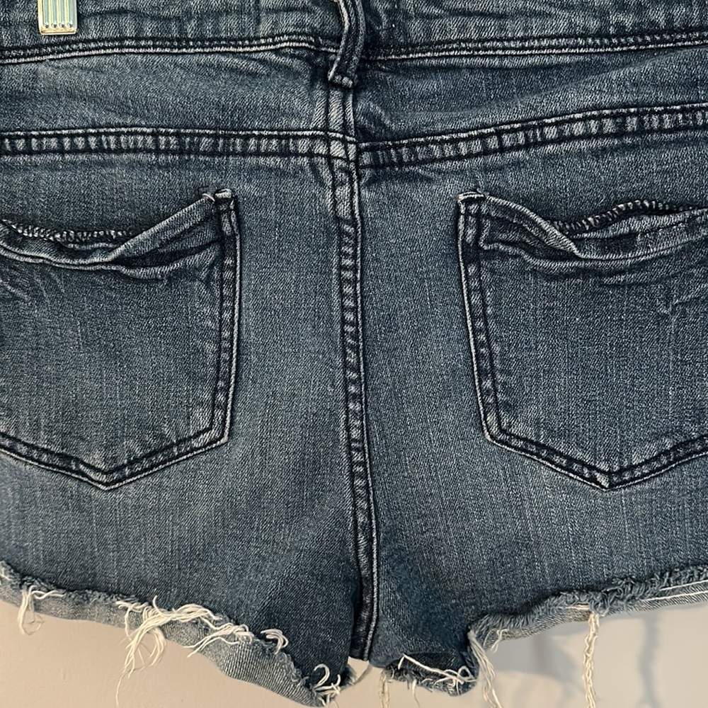 Jean shorts - Picture 3 of 4